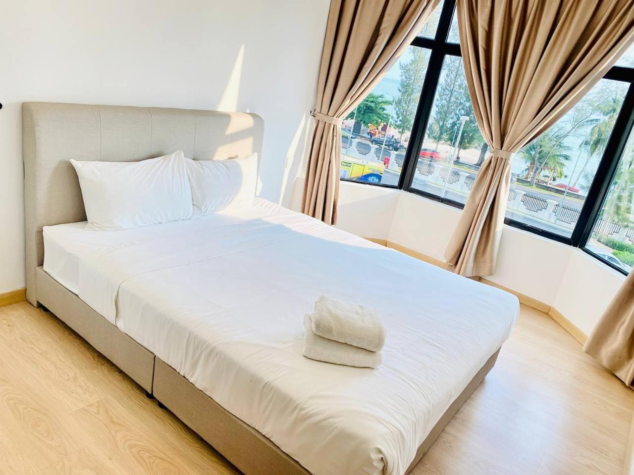 Mutiara Melaka Beach Resort By Glex Tangga Batu エクステリア 写真